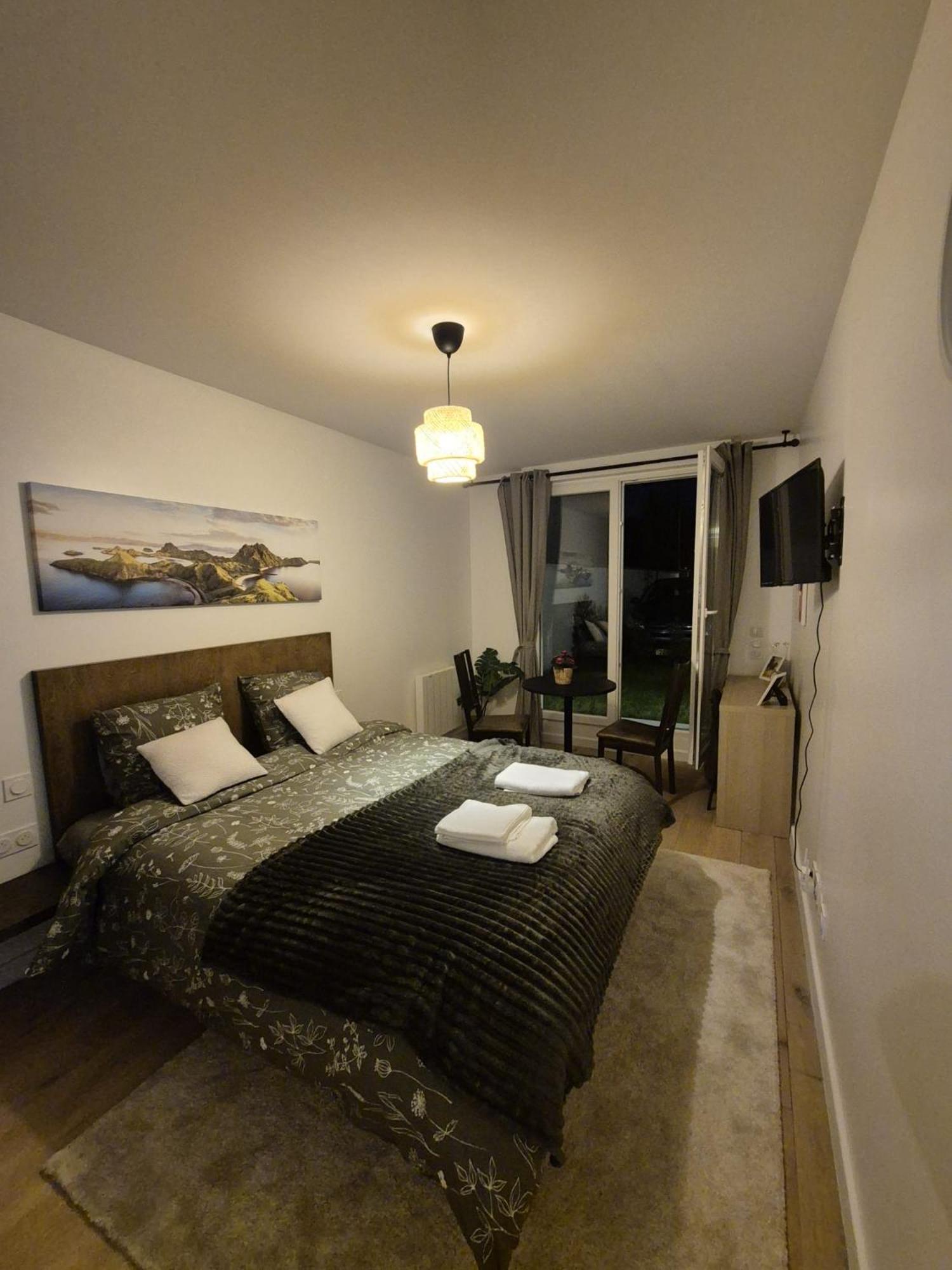Mir - Chambre 1 Lägenhet Athis-Mons Exteriör bild